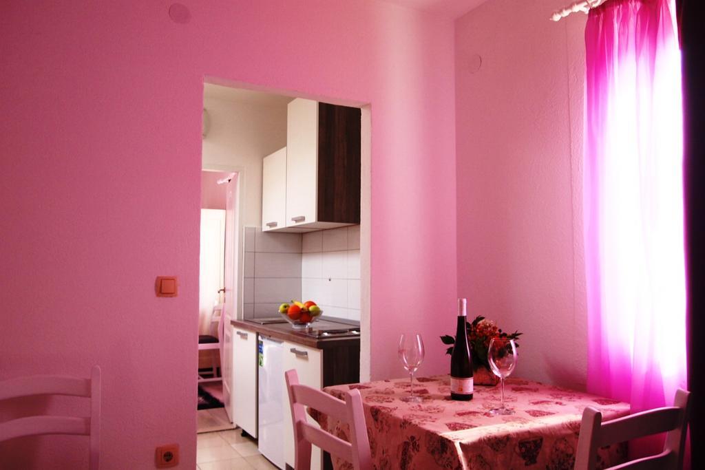 Apartment Old Town Makarska Quarto foto