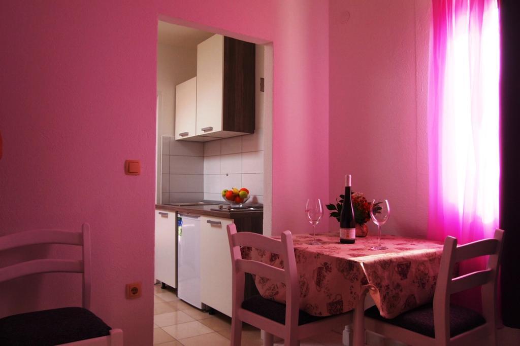 Apartment Old Town Makarska Quarto foto